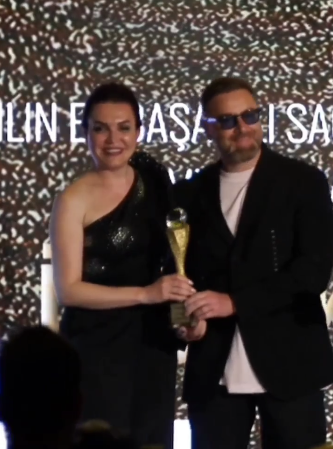 izzet yeliz recompense meilleure clinique 2023